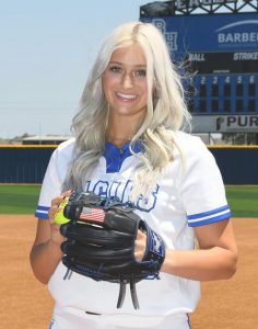 Sophia Simpson on field